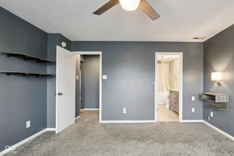 784 Streamside Drive Greenfield IN 46140