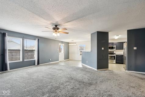 784 Streamside Drive Greenfield IN 46140