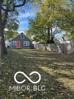 737 N Pershing Avenue Indianapolis IN 46222
