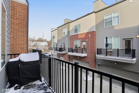 737 Switchyard Place Indianapolis IN 46202