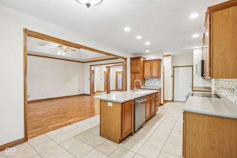 142 E Banta Road Indianapolis IN 46227