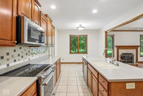 142 E Banta Road Indianapolis IN 46227