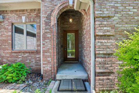 142 E Banta Road Indianapolis IN 46227