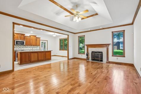 142 E Banta Road Indianapolis IN 46227