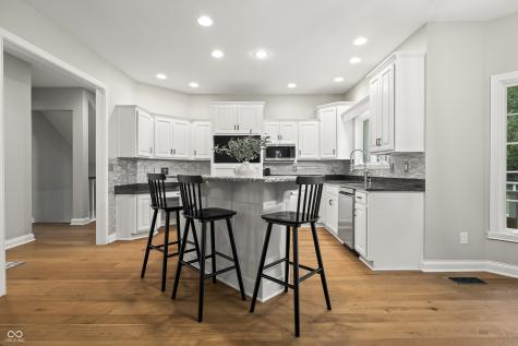 8956 Admirals Bay Drive Indianapolis IN 46236