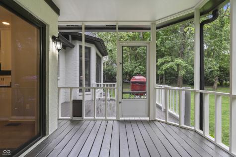 8956 Admirals Bay Drive Indianapolis IN 46236