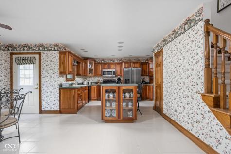 647 Peach Tree Lane Danville IN 46122