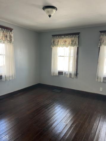 110 Woodlawn Place Crawfordsville IN 47933