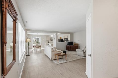 7437 Sedgewick Way Indianapolis IN 46256