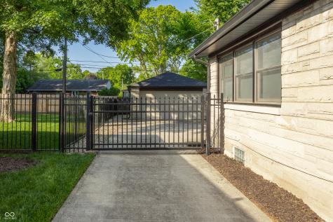 6830 N Delaware Street Indianapolis IN 46220