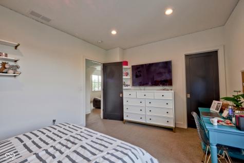 5802 Kerrington Ridge Court Bargersville IN 46106