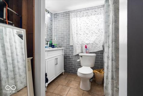 1214 S Chester Avenue Indianapolis IN 46203