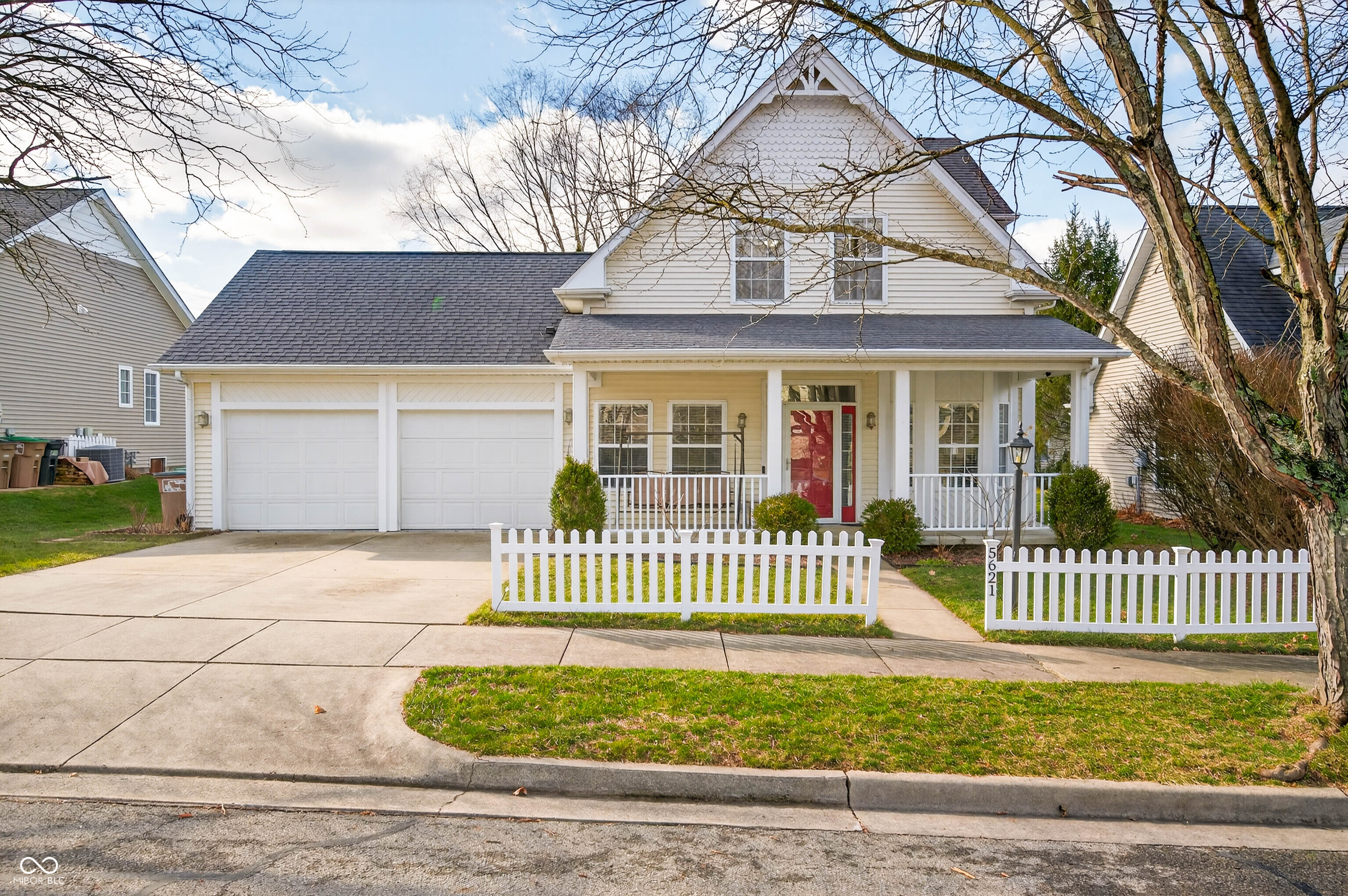 5621 Black Oak Drive Columbus IN 47201