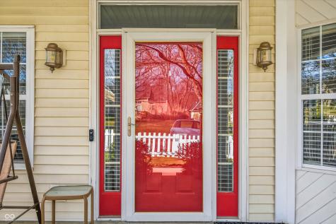 5621 Black Oak Drive Columbus IN 47201