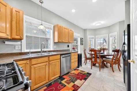 5621 Black Oak Drive Columbus IN 47201