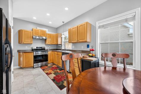 5621 Black Oak Drive Columbus IN 47201