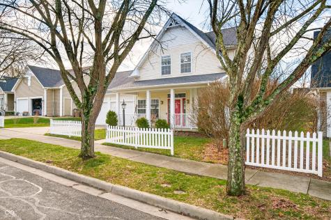 5621 Black Oak Drive Columbus IN 47201