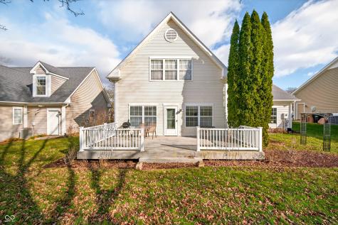 5621 Black Oak Drive Columbus IN 47201