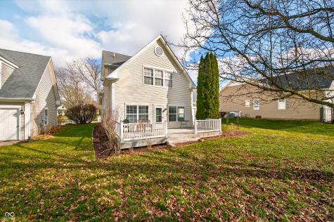 5621 Black Oak Drive Columbus IN 47201
