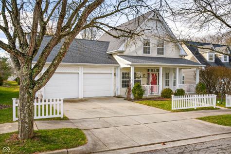 5621 Black Oak Drive Columbus IN 47201