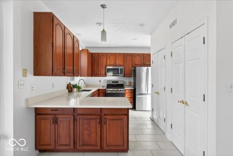 5657 Rundle Court Indianapolis IN 46220