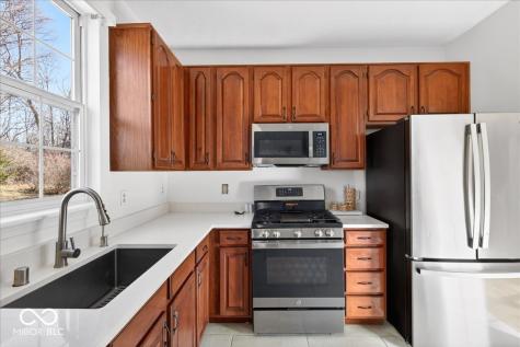 5657 Rundle Court Indianapolis IN 46220