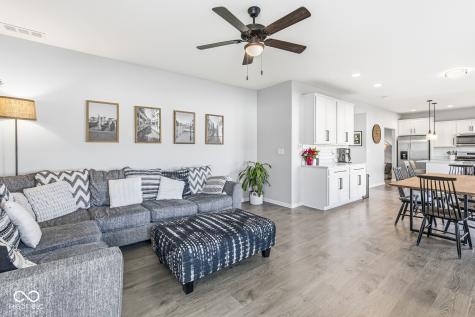9034 Hemingway Drive Indianapolis IN 46239