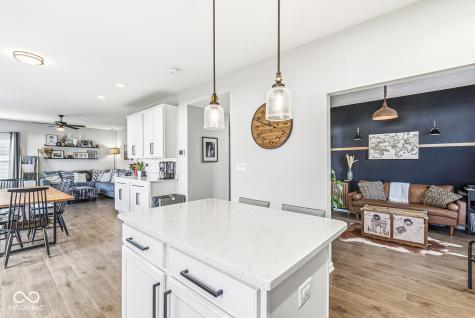 9034 Hemingway Drive Indianapolis IN 46239