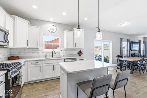 9034 Hemingway Drive Indianapolis IN 46239