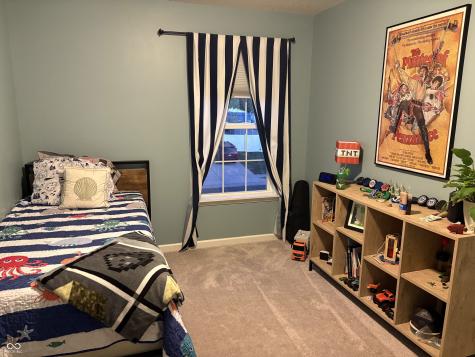 4652 Willowbrook Drive Columbus IN 47203