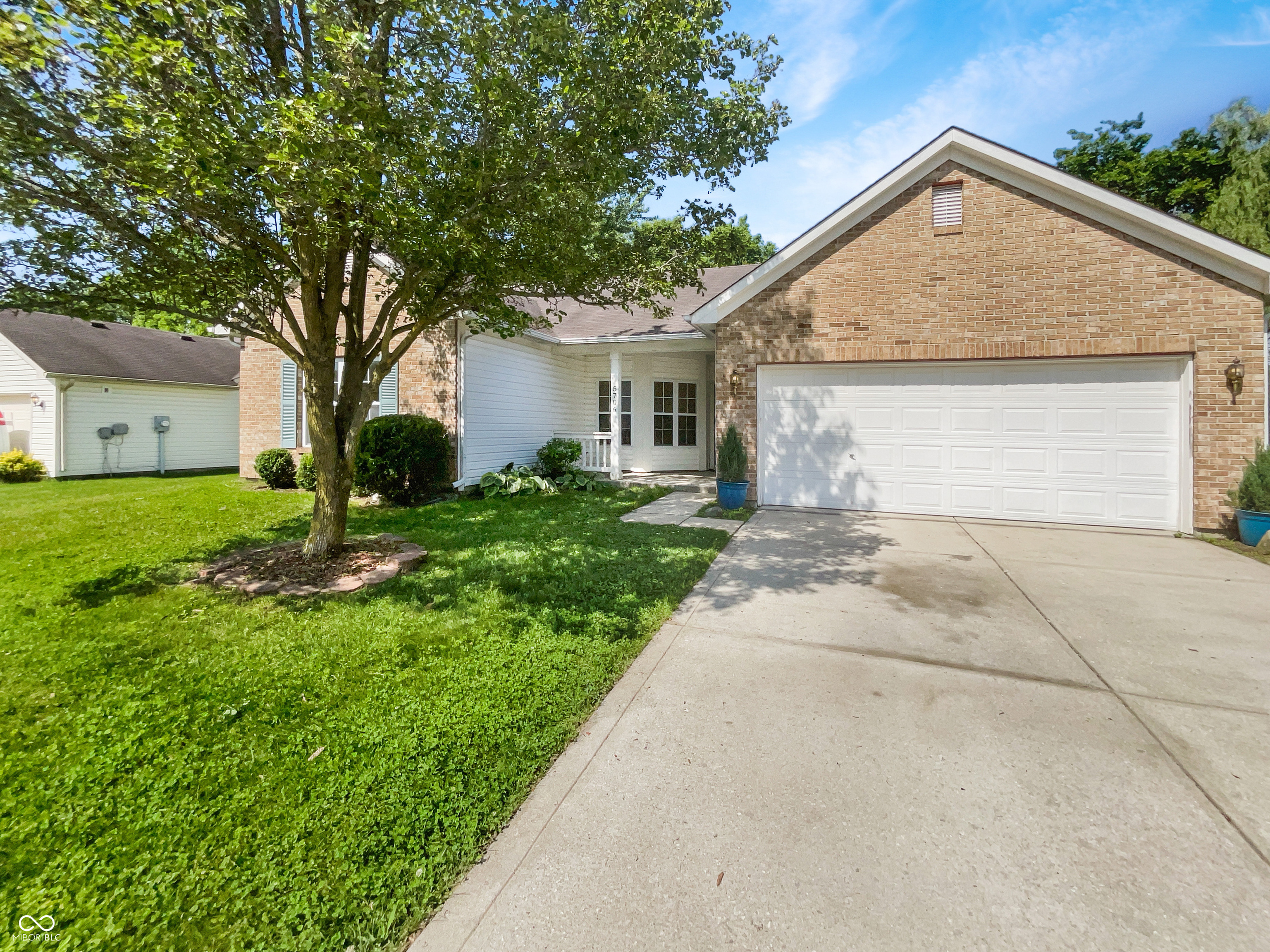 5706 Dollar Forge Drive Indianapolis IN 46221