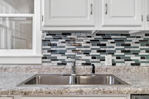 222 Coovert Street Columbus IN 47201