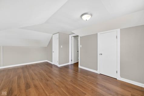 222 Coovert Street Columbus IN 47201