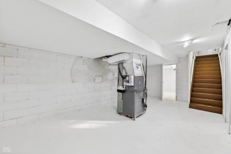 222 Coovert Street Columbus IN 47201