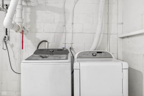 222 Coovert Street Columbus IN 47201