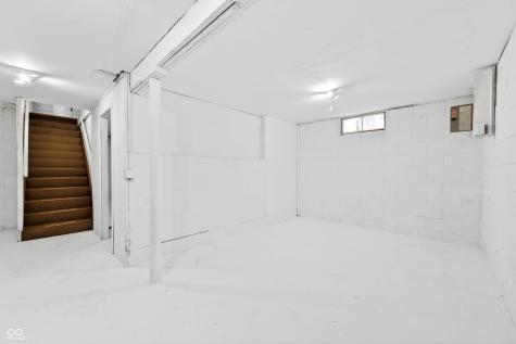 222 Coovert Street Columbus IN 47201