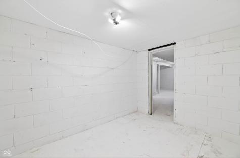 222 Coovert Street Columbus IN 47201