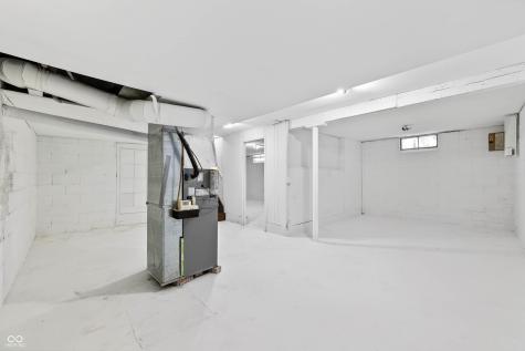 222 Coovert Street Columbus IN 47201