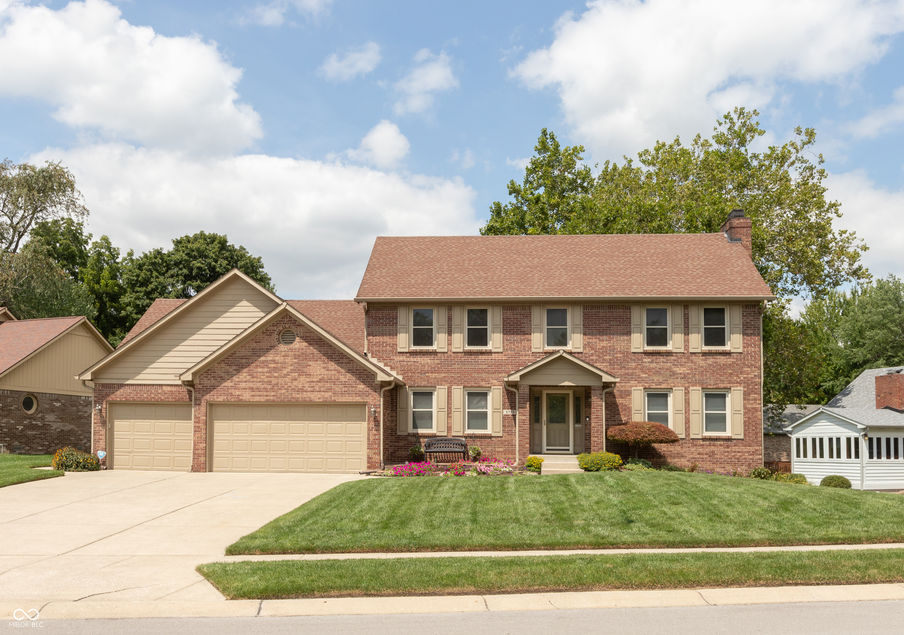 6737 Moss Creek Place Indianapolis IN 46237