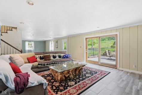6361 Creekside Lane Indianapolis IN 46220