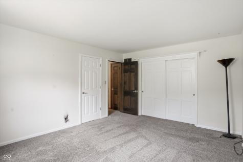 6361 Creekside Lane Indianapolis IN 46220