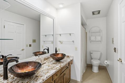6361 Creekside Lane Indianapolis IN 46220