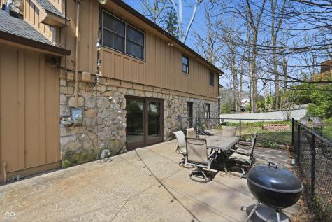 6361 Creekside Lane Indianapolis IN 46220