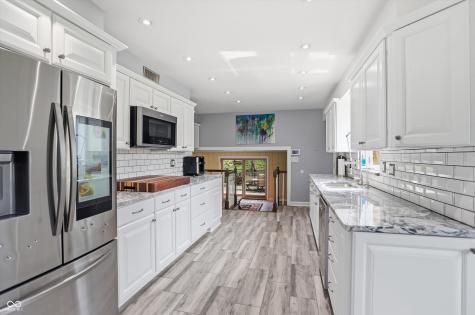 6361 Creekside Lane Indianapolis IN 46220