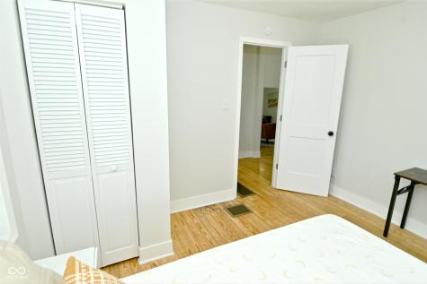 1809 N Goodlet Avenue Indianapolis IN 46222