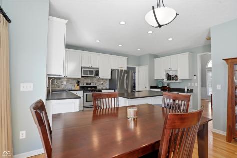 7732 Prairie View Drive Indianapolis IN 46256