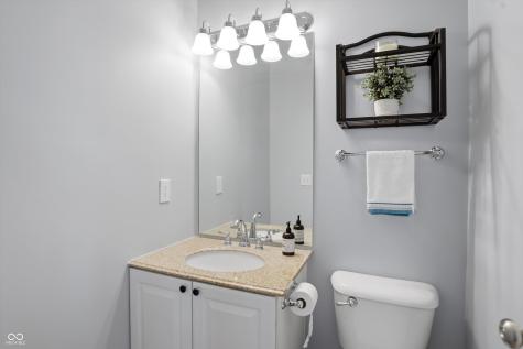 7732 Prairie View Drive Indianapolis IN 46256