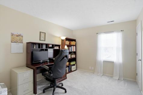 7732 Prairie View Drive Indianapolis IN 46256