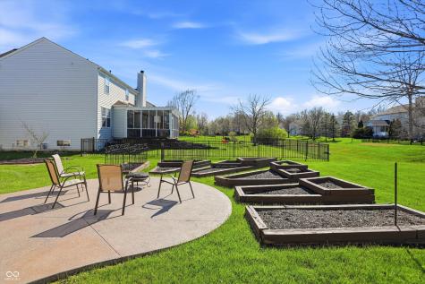 7732 Prairie View Drive Indianapolis IN 46256