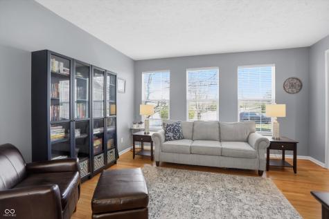 7732 Prairie View Drive Indianapolis IN 46256